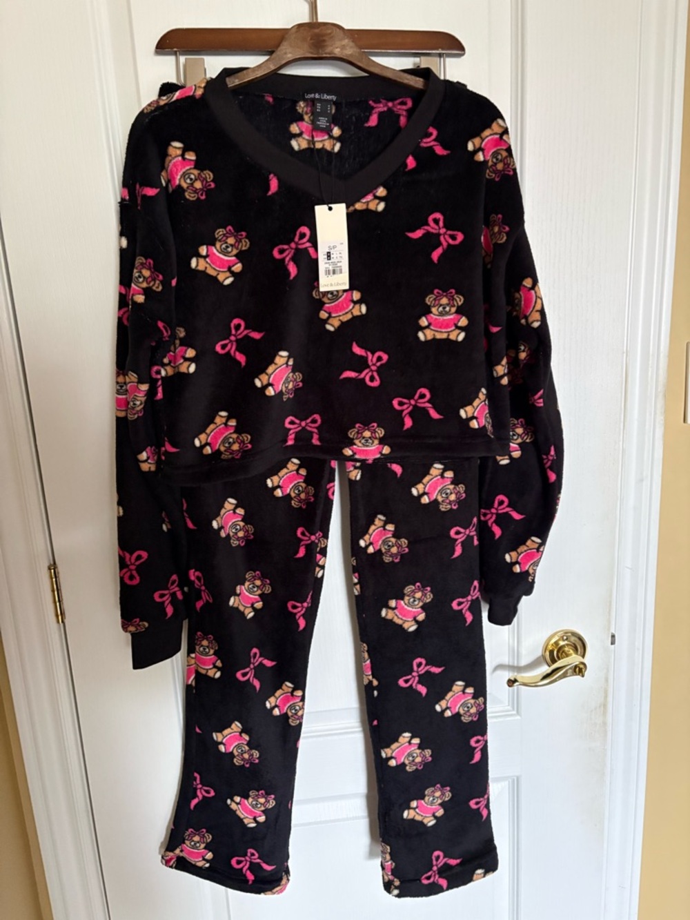 Cozy Black Plush Pajama Set with Pink Bear & Bow Print